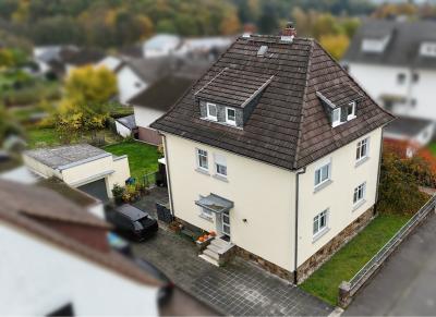 Vermietetes Einfamilienhaus in bester Lage von Krofdorf-Gleiberg, Wettenberg