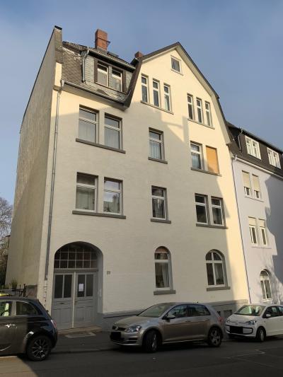 .Top Lage: Kleinere, aber gut geschnittene 4 Zimmer-Wohnung in einem denkmalgeschützten Altbau, Ebelstr. 20, Gießen.