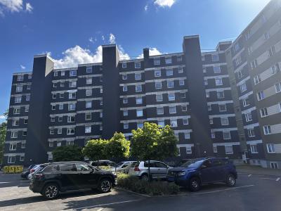 Mit tollem Ausblick: Helle 3 Zimmer-Wohnung mit Balkon in Linden, Gießener Straße 118b